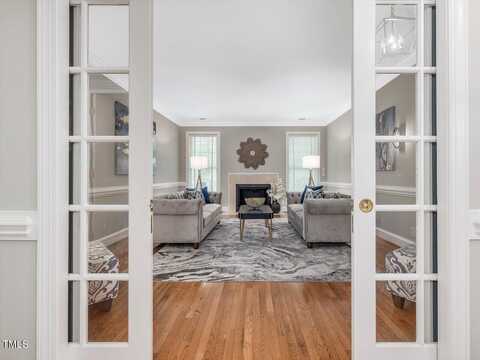 920 Hillsborough Road, Chapel Hill, NC 27516