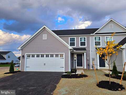 7446 SAINT PATRICK COURT, ABBOTTSTOWN, PA 17301