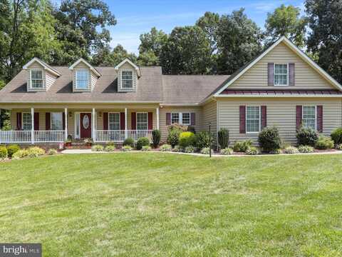 686 HALLMARK DRIVE, MARTINSBURG, WV 25403