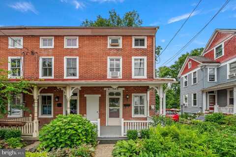 124 E OAKLAND AVENUE, DOYLESTOWN, PA 18901