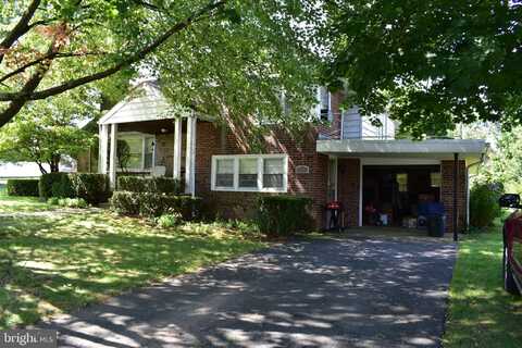 218 MAYER STREET, READING, PA 19606