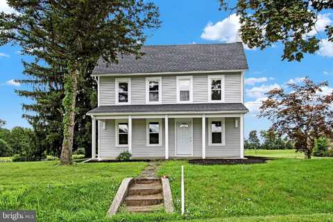 1441 E BERLIN ROAD, NEW OXFORD, PA 17350