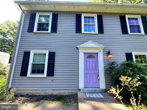 2 EDGEWOOD CIRCLE, FREDERICKSBURG, VA 22405