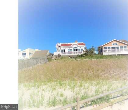 813 N OCEAN AVENUE, SURF CITY, NJ 08008