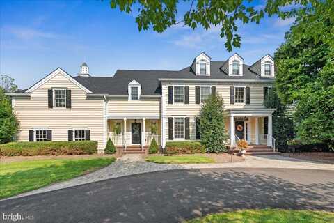 1 CHASE HOLLOW ROAD, HOPEWELL, NJ 08525