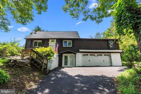 3006 WILD RUN ROAD, PENNSBURG, PA 18073