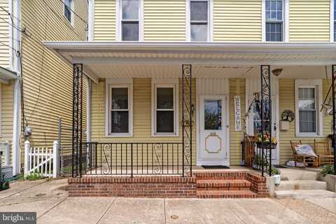 211 CONOVER STREET, BURLINGTON, NJ 08016