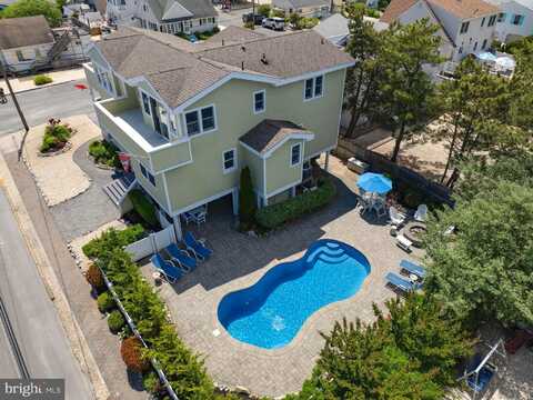 215 S LONG BEACH BOULEVARD, SURF CITY, NJ 08008