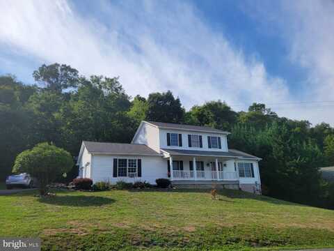 215 SOUTHRIDGE DRIVE, BERKELEY SPRINGS, WV 25411