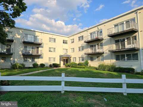 5601 PARKER HOUSE TERRACE, HYATTSVILLE, MD 20782