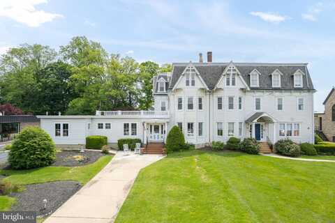 30 W MAIN STREET, MOORESTOWN, NJ 08057