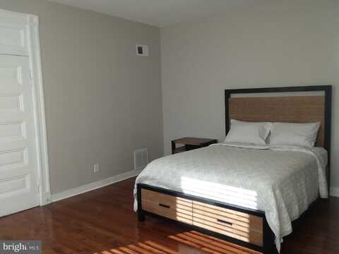 2012 MOUNT ROYAL TERRACE, BALTIMORE, MD 21217