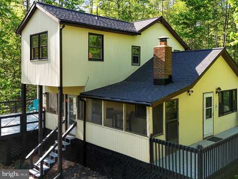 545 WILD ROSE DRIVE, HEDGESVILLE, WV 25427