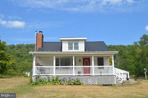 3182 VALLEY ROAD, BERKELEY SPRINGS, WV 25411