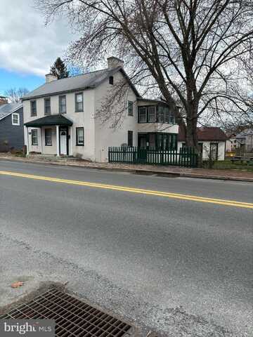 223 S MAIN STREET STREET, MERCERSBURG, PA 17236