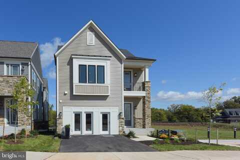 2 GREELEY SQUARE, ASHBURN, VA 20148