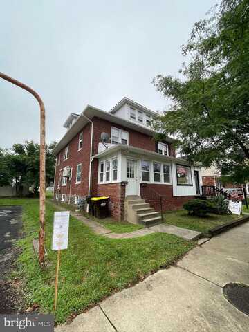 525 N BROAD STREET, LANSDALE, PA 19446