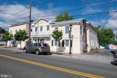 9457 S CONGRESS STREET, NEW MARKET, VA 22844