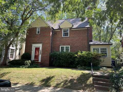 6105 29TH STREET NW, WASHINGTON, DC 20015