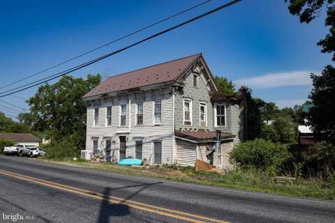 2678 W MAIN STREET, HEGINS, PA 17938