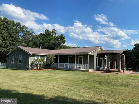 67 HICKS DRIVE, PETERSBURG, WV 26847