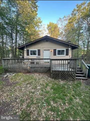 1923 HORSESHOE BEND, TOBYHANNA, PA 18466