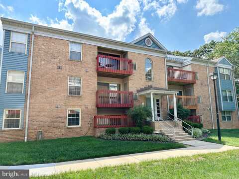 2 CEDAR VALLEY PLACE, ESSEX, MD 21221