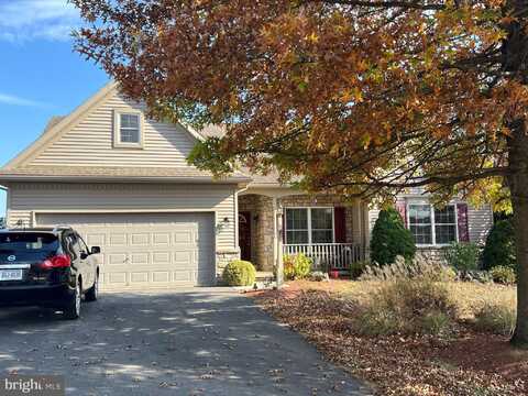 99 COPPER BEECH LANE, WOMELSDORF, PA 19567