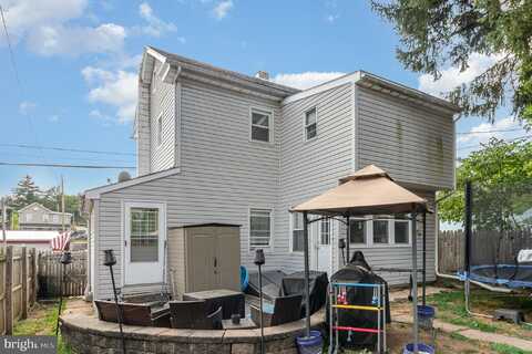 221 VERBEKE STREET, MARYSVILLE, PA 17053