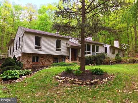 246 ICEDALE ROAD, HONEY BROOK, PA 19344