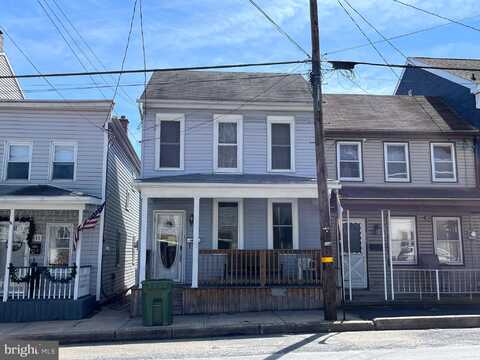 131 W MAIN STREET, TREMONT, PA 17981