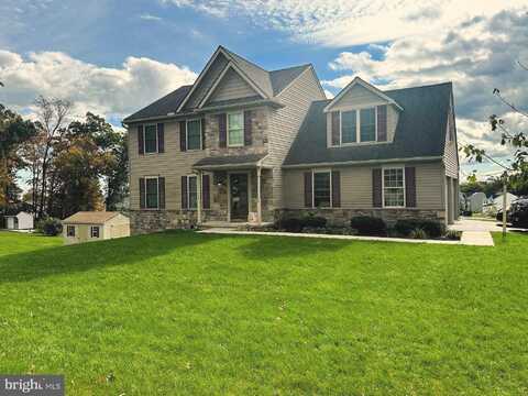 2 HEATHER LANE, EAST BERLIN, PA 17316