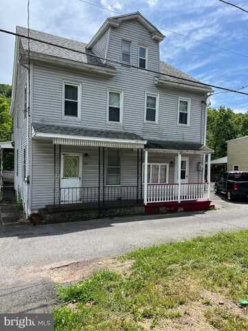 2400-2402 W WATER STREET, MAHANOY PLANE, PA 17949