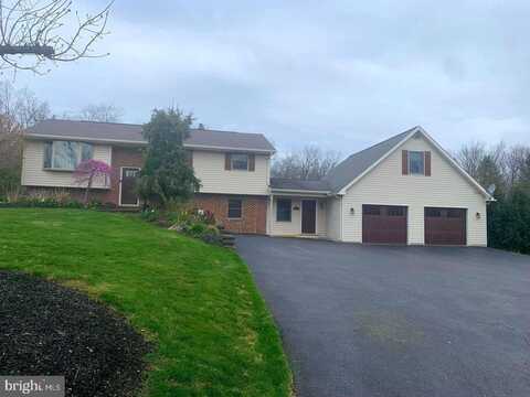 947 LAYFIELD, PERKIOMENVILLE, PA 18074