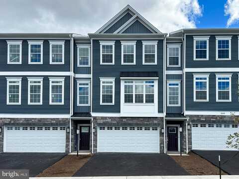 560 BRANDYWINE DRIVE, STATE COLLEGE, PA 16801