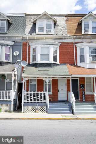 227 N RICHLAND AVENUE, YORK, PA 17404