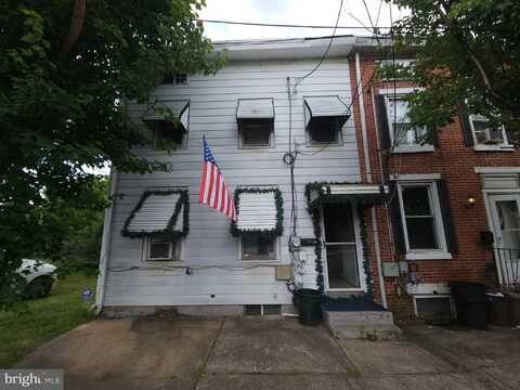 813 S WARREN STREET, TRENTON, NJ 08611