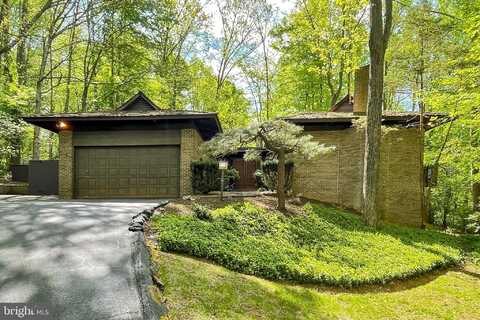 8621 TEBBS LANE, MCLEAN, VA 22102