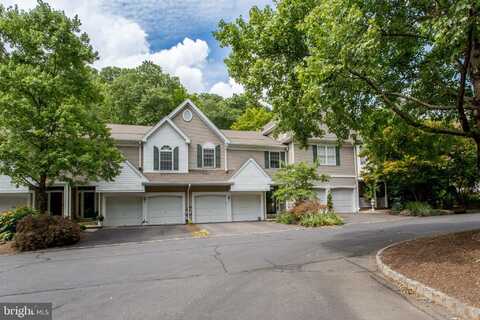 5 ROCK CREEK WOODS, LAMBERTVILLE, NJ 08530