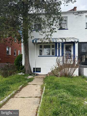 4956 SARGENT ROAD NE, WASHINGTON, DC 20017