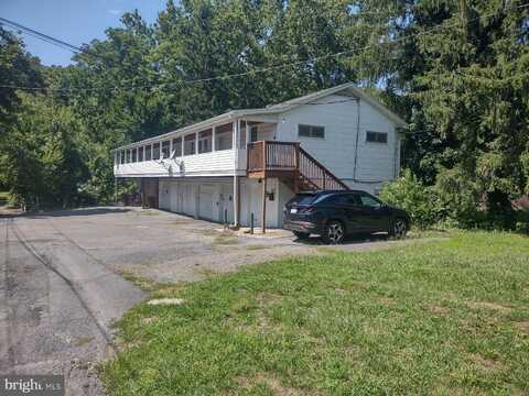 20 COUGHLAN LANE, BERKELEY SPRINGS, WV 25411