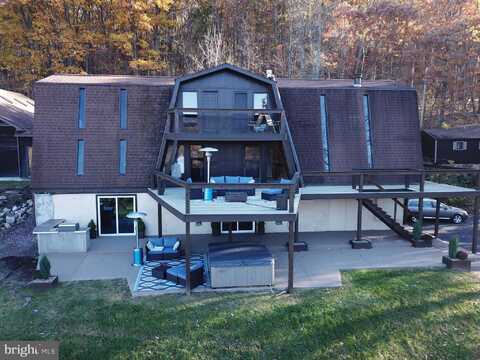 973 SKYTOP MOUNTAIN ROAD, PORT MATILDA, PA 16870