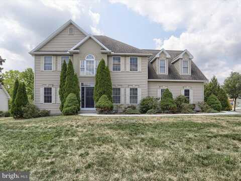 145 LONG VIEW, CARLISLE, PA 17013