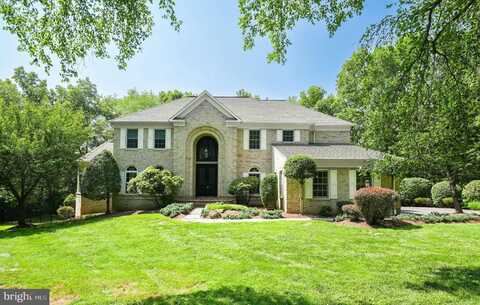 5300 CHANDLEY FARM CIRCLE, CENTREVILLE, VA 20120