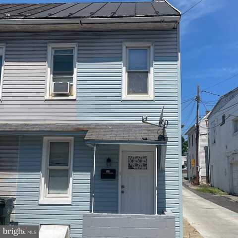 221 LOCUST STREET, HAGERSTOWN, MD 21740