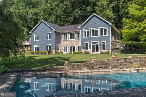 3911 DOGWOOD LANE, RIEGELSVILLE, PA 18077