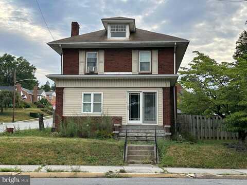 699 CARLISLE AVENUE, YORK, PA 17404