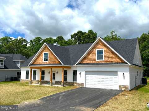 333 GLENAIRE ROAD, BUNKER HILL, WV 25413