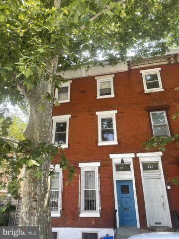 333 N SAUNDERS AVENUE, PHILADELPHIA, PA 19104