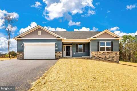 8675 REGAL DRIVE, MERCERSBURG, PA 17236